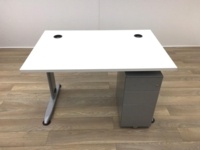 White Desk With Adjustable Frame  - Thumb 4